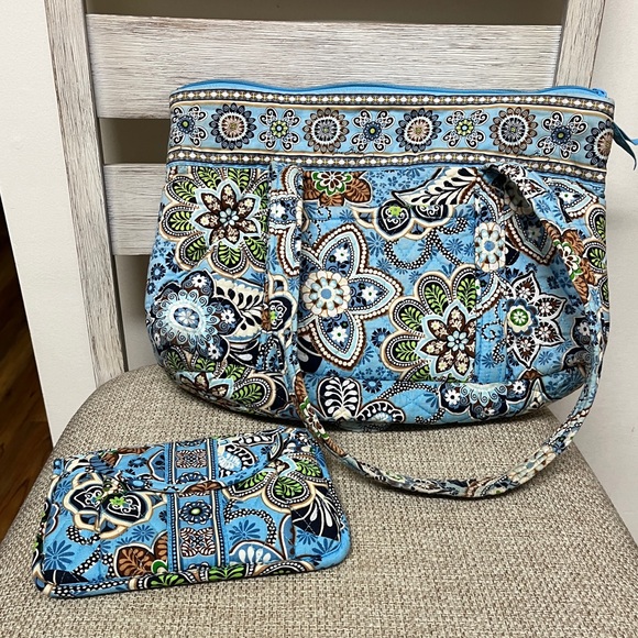 Vera Bradley Handbags - Vera Bradley shoulder purse&belt bag. Some wear bottom, straps good, 14x9x3.5”⬇️
